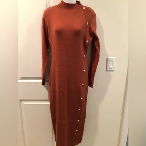 NWOT Rust color maxi sweater dress w daisy buttons sz Large